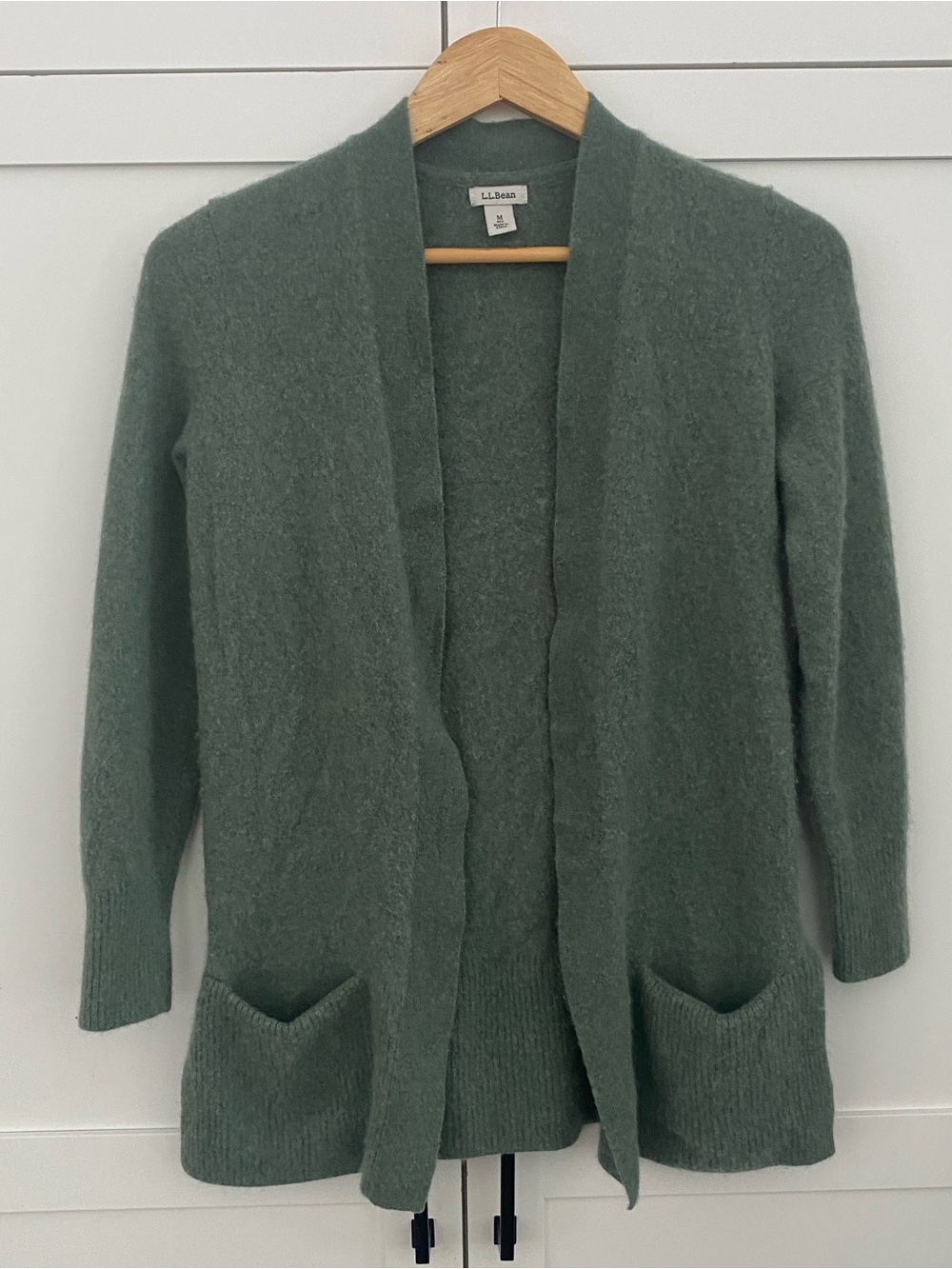 L.L. Bean Moss Green 100 % Cashmere Open-Front Cardigan with Pockets Size Medium